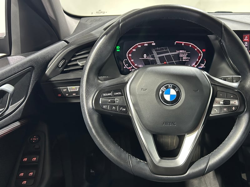 BMW 118 2023 - Imagen 13 de 15