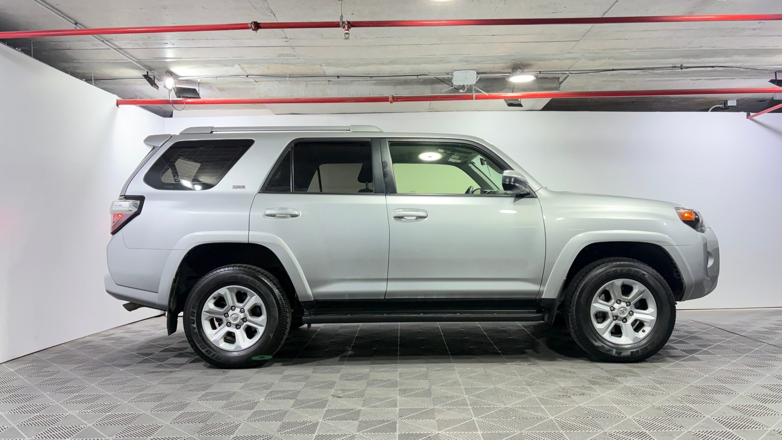 Toyota 4RUNNER 2024 - Imagen 6 de 15
