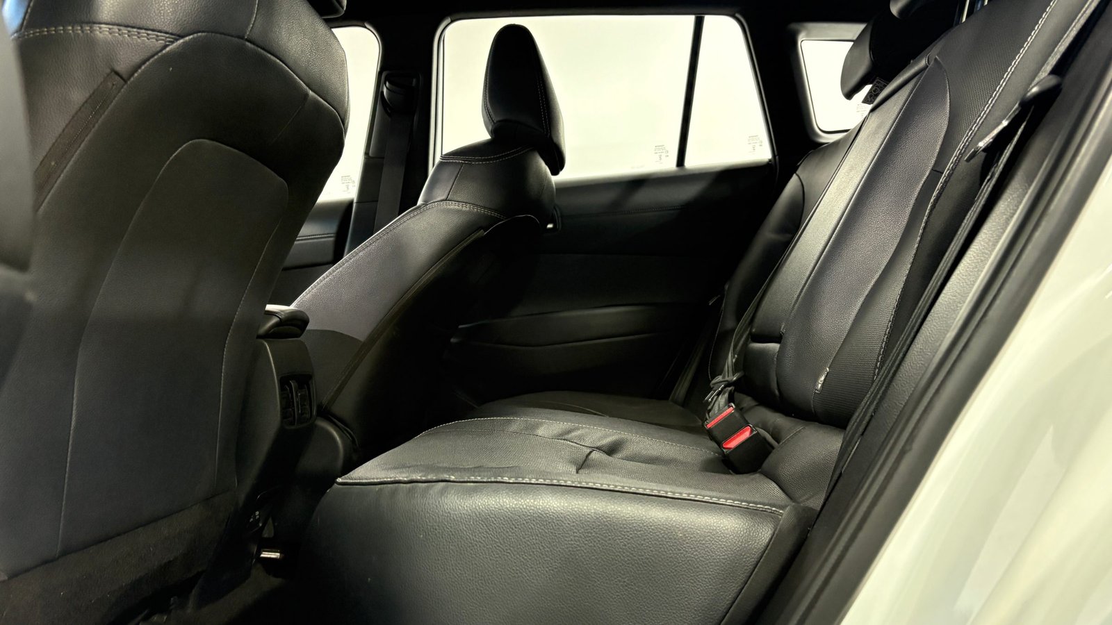 Toyota COROLLA 2024 - Imagen 11 de 15