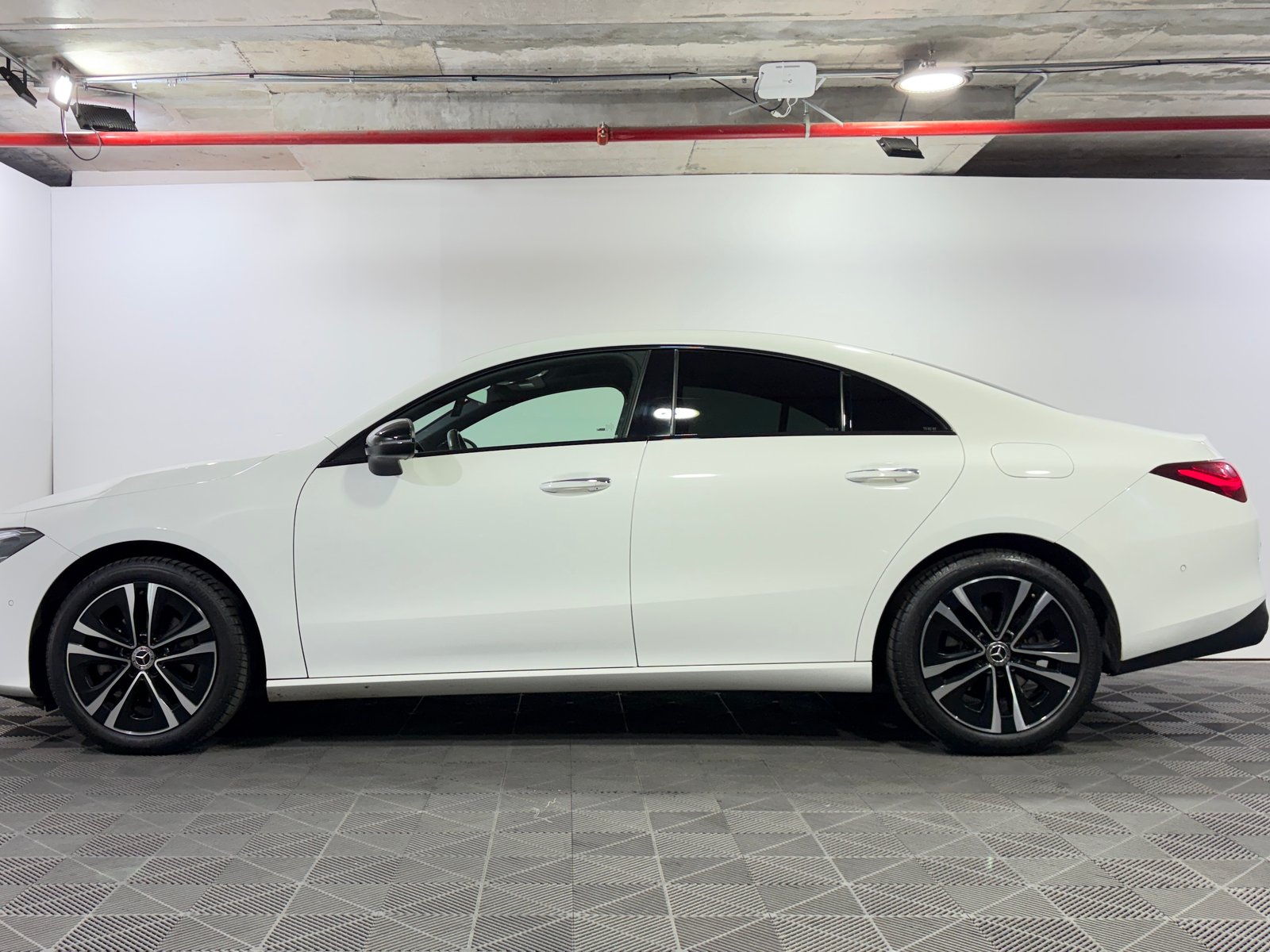 Mercedes-Benz CLA200 2025 - Foto 4 de 15