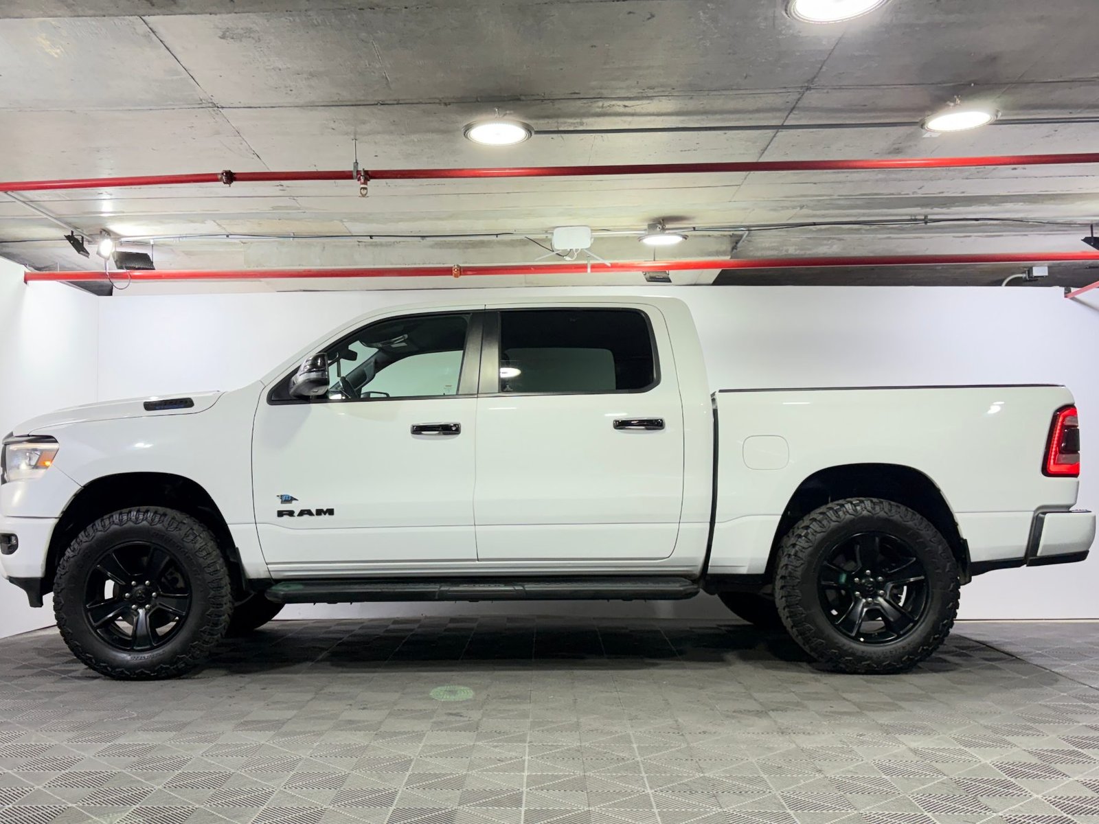 RAM 1500 2023 - Foto 4 de 15