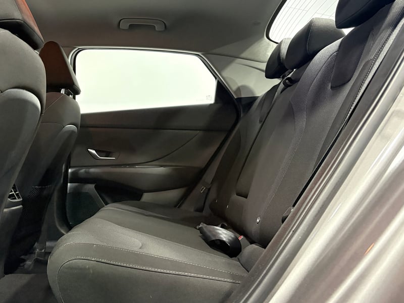 Hyundai ELANTRA 2024 - Imagen 11 de 15