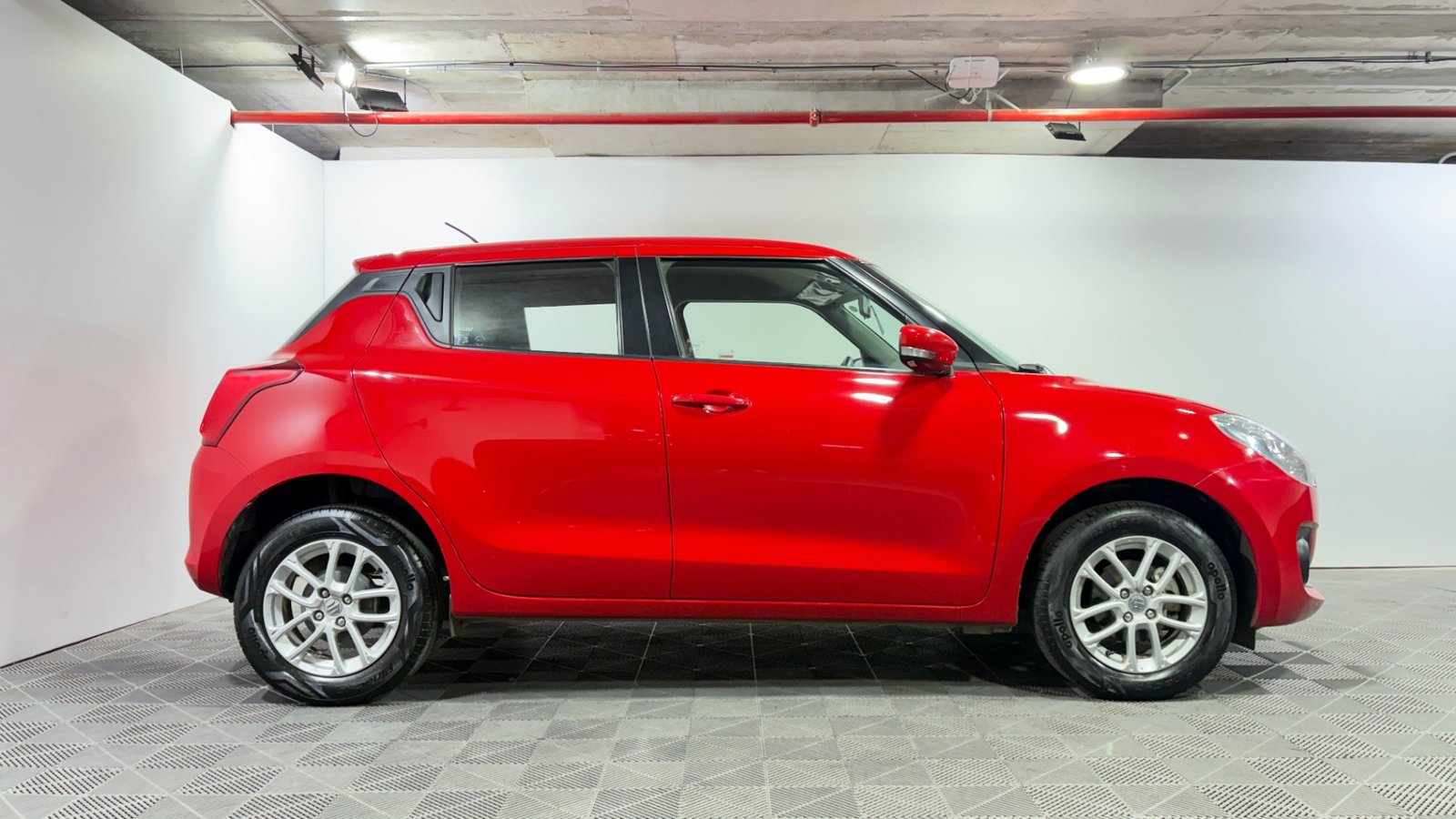Suzuki SWIFT 2023 - Imagen 6 de 15