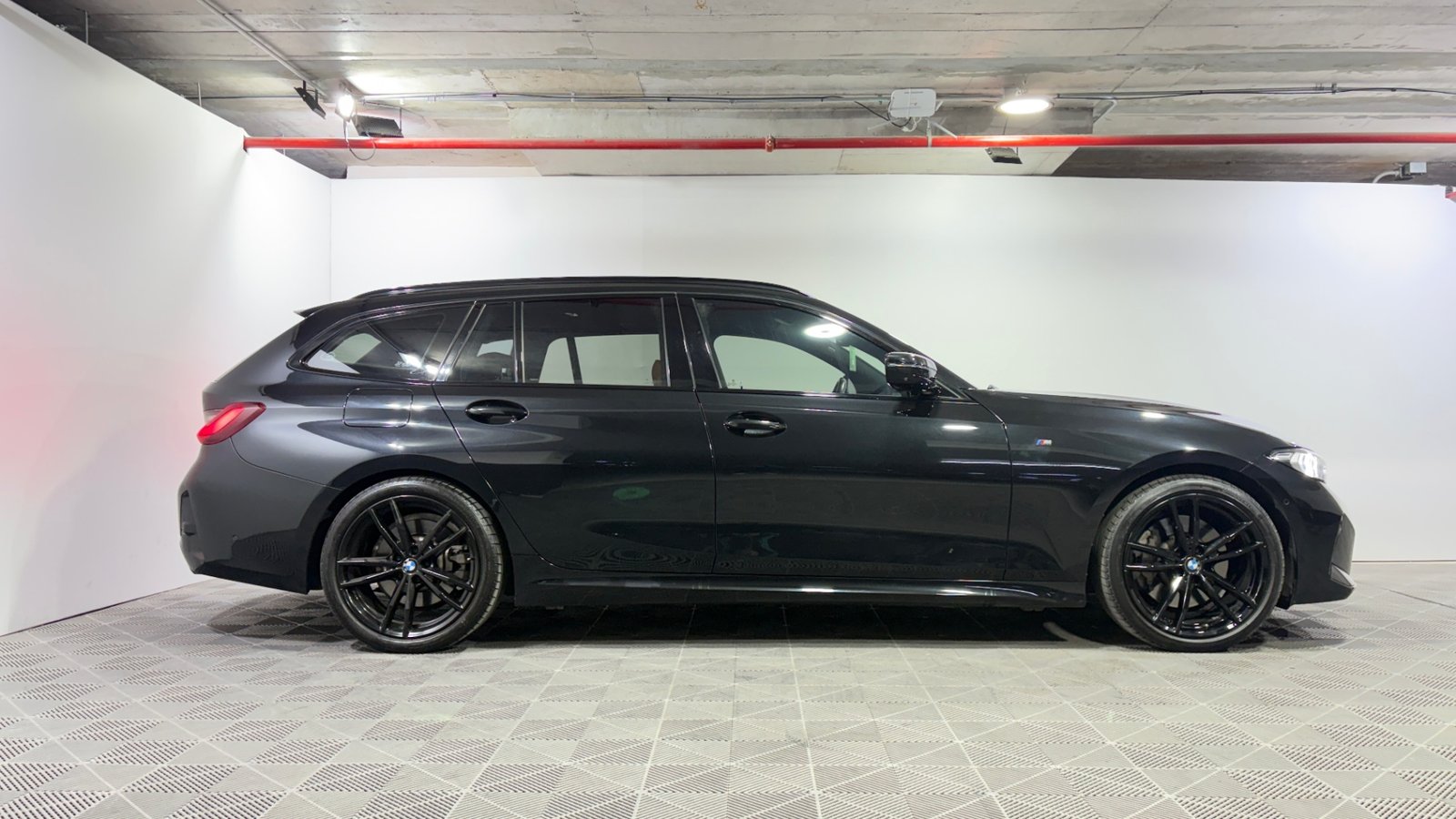 BMW 330I 2024 - Imagen 6 de 15
