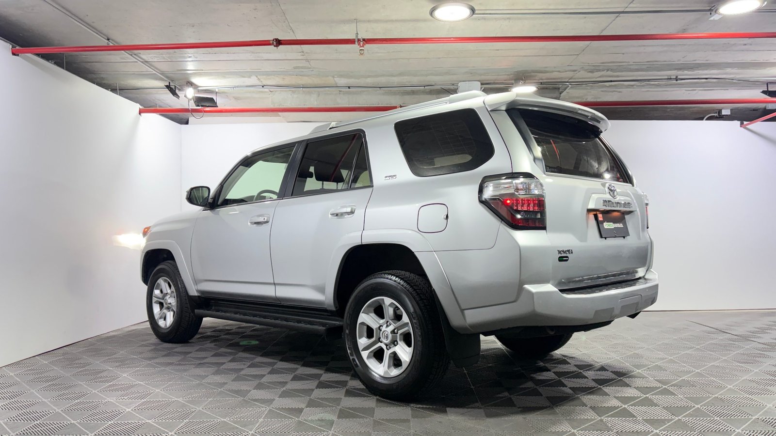 Toyota 4RUNNER 2024 - Imagen 5 de 15