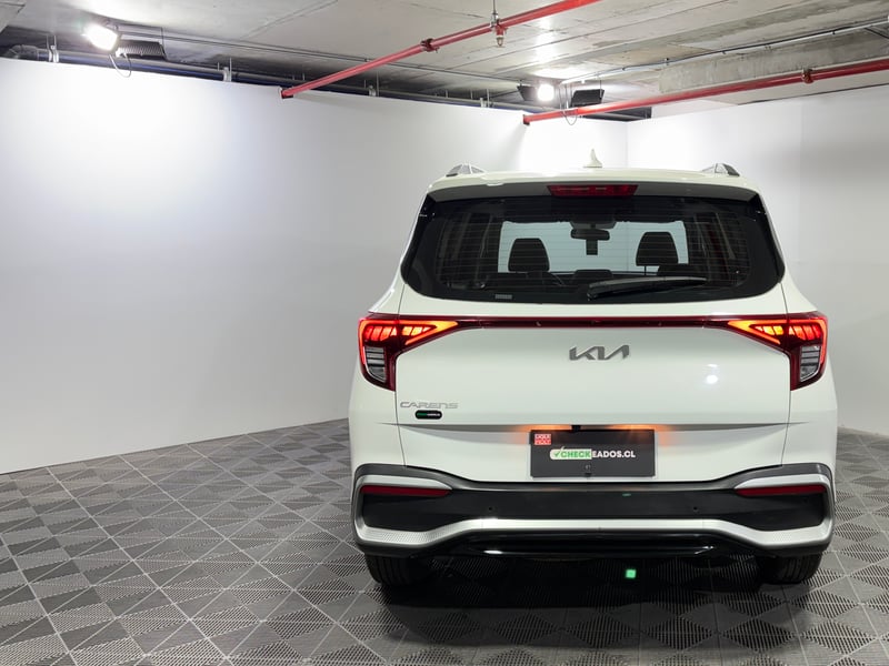 Kia CARENS 2023 - Imagen 8 de 15