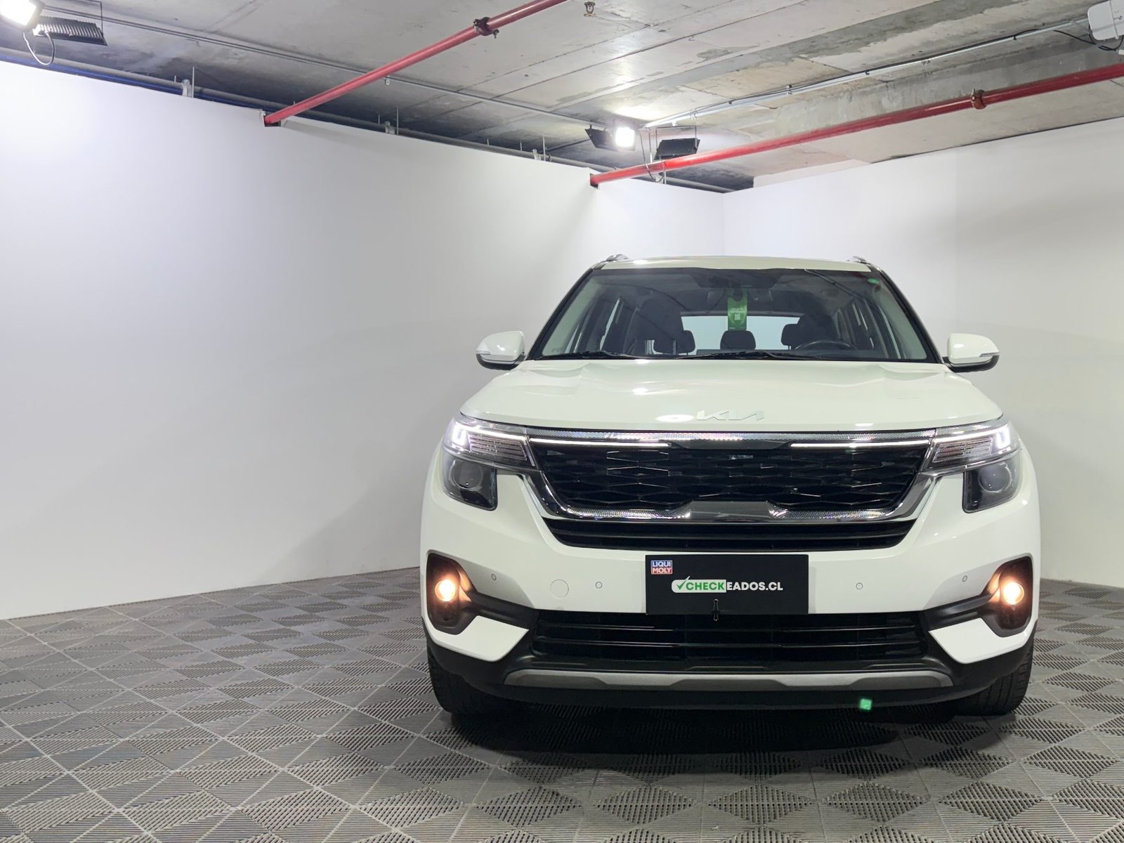 Kia SELTOS 2023 - Foto 2 de 15