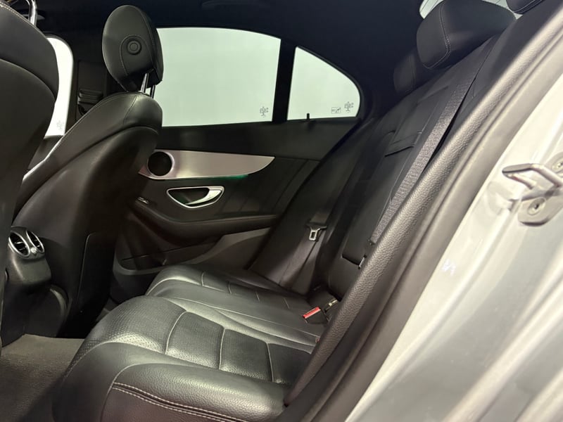 Mercedes-Benz C300 2019 - Imagen 11 de 15