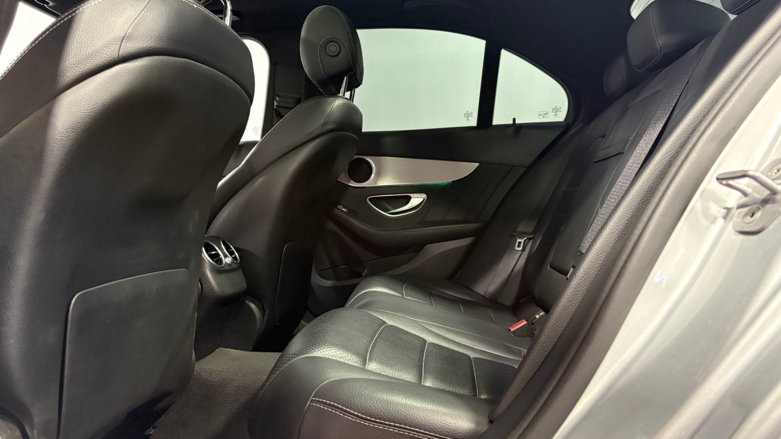 Mercedes-Benz C300 2019 - Imagen 11 de 15