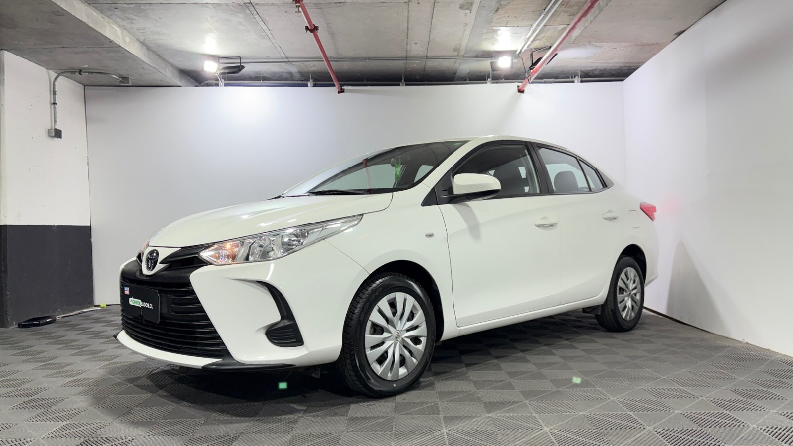 Toyota YARIS 2022 - Imagen 3 de 15