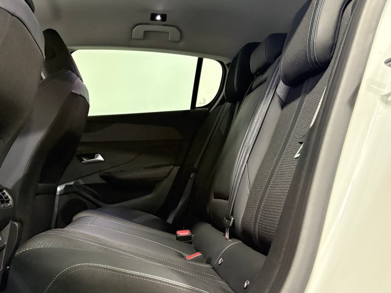 Peugeot 308 2023 - Imagen 11 de 15