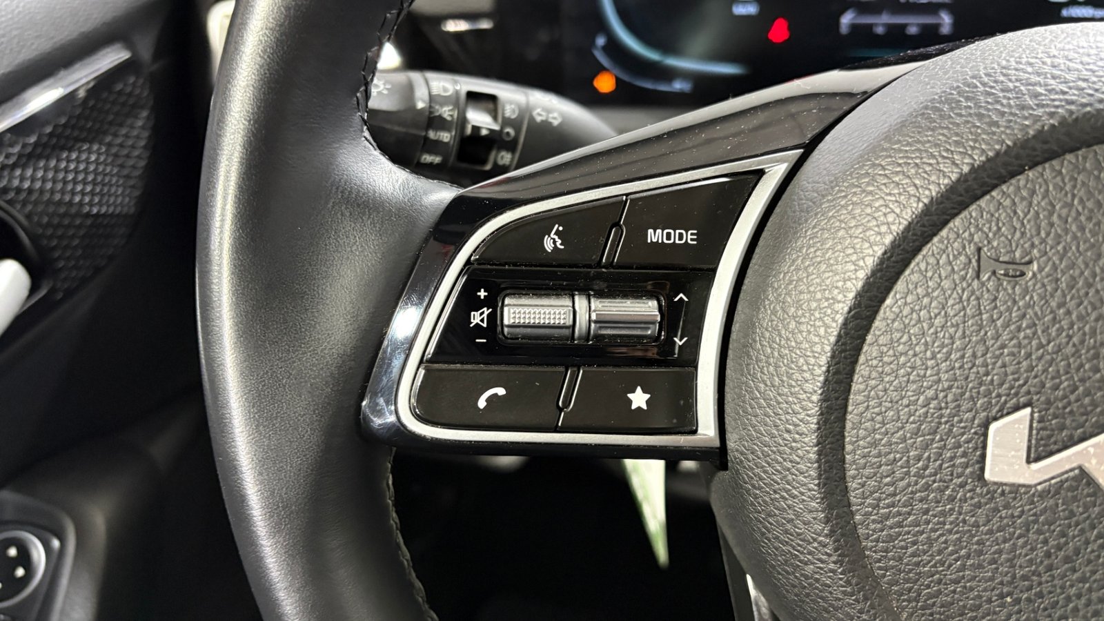 Kia SELTOS 2025 - Imagen 14 de 15