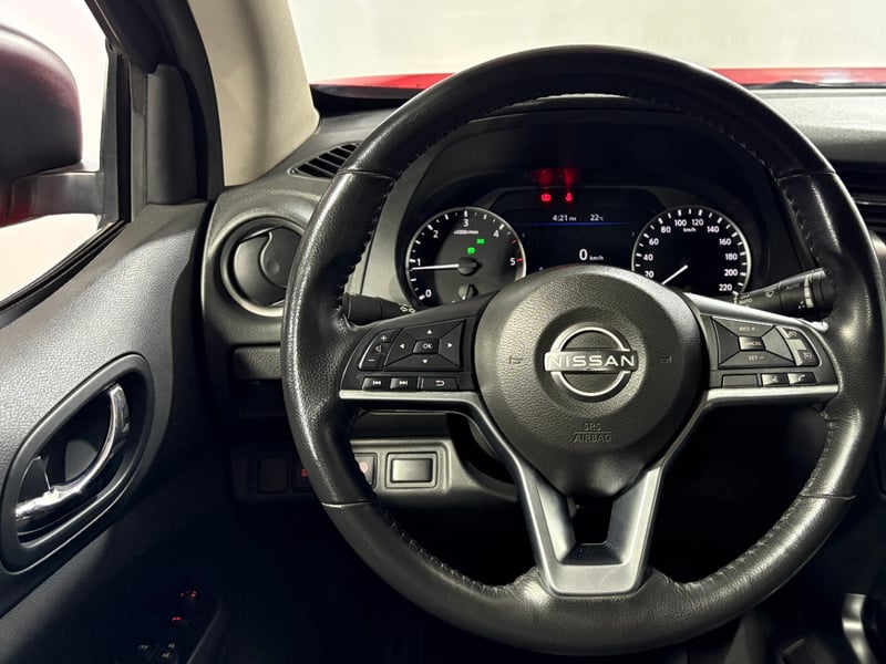 Nissan NAVARA 2023 - Imagen 13 de 15