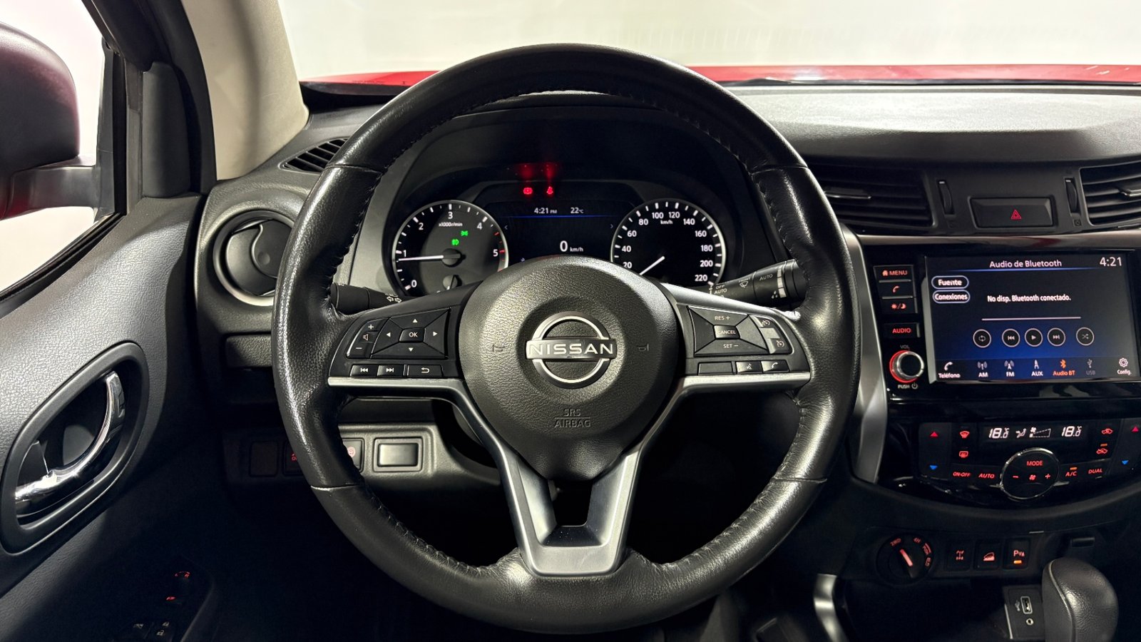 Nissan NAVARA 2023 - Imagen 13 de 15