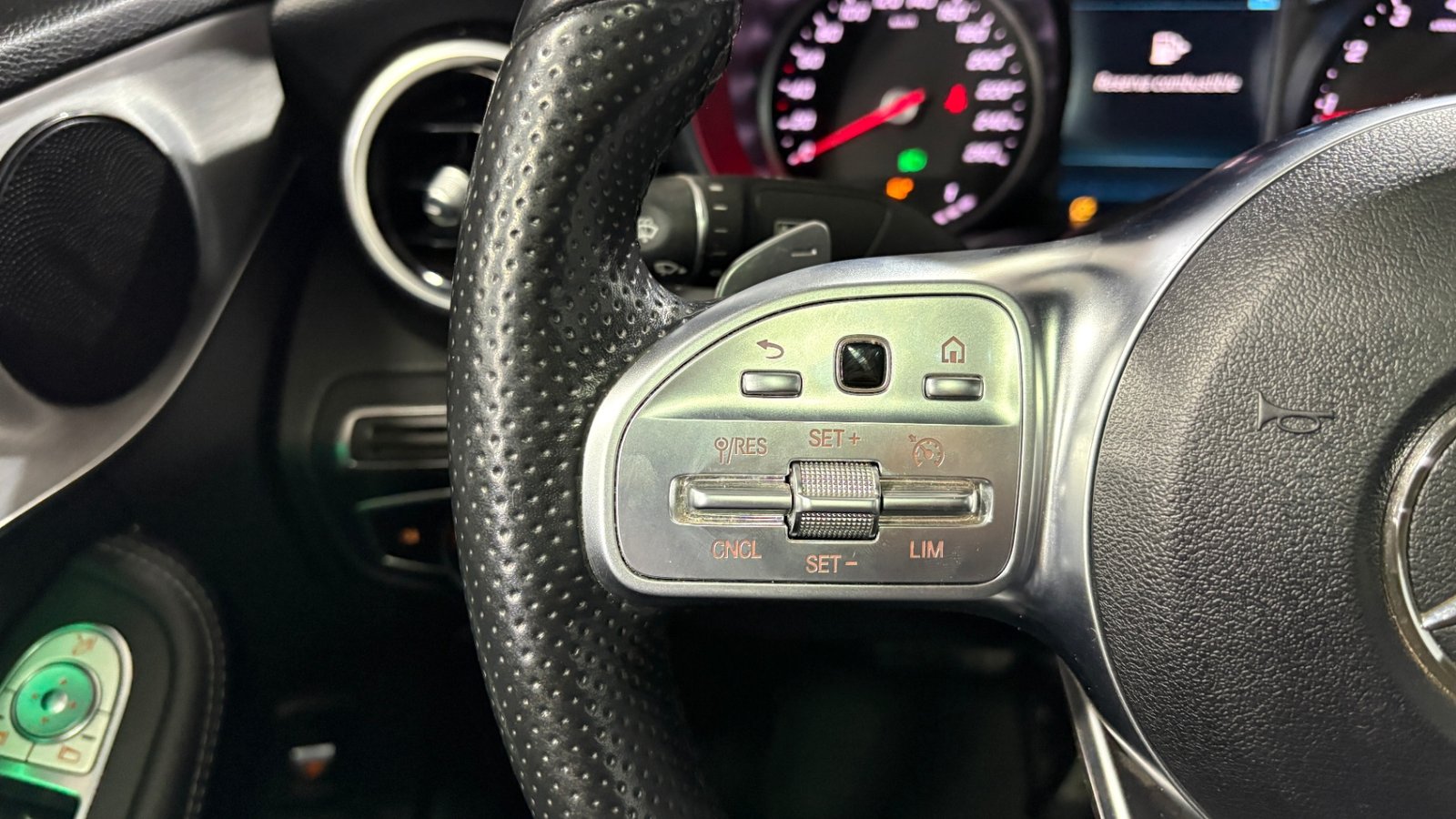 Mercedes-Benz C300 2019 - Imagen 14 de 15
