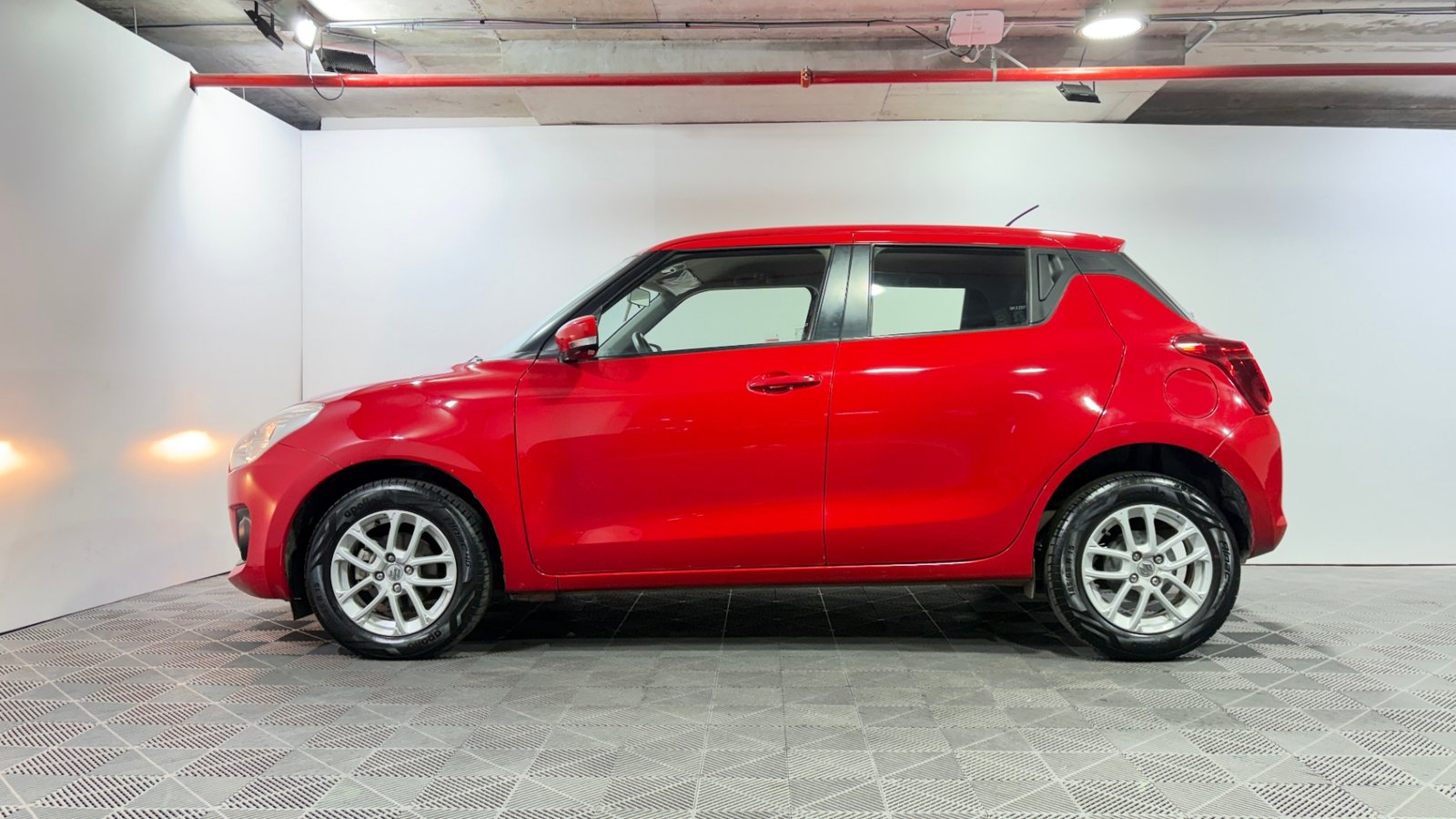 Suzuki SWIFT 2023 - Imagen 4 de 15