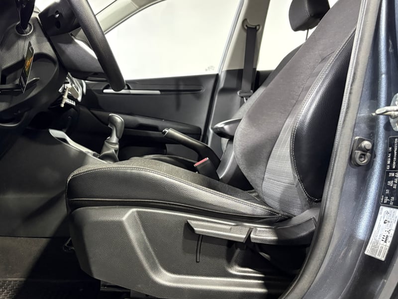Kia SONET 2023 - Imagen 10 de 15