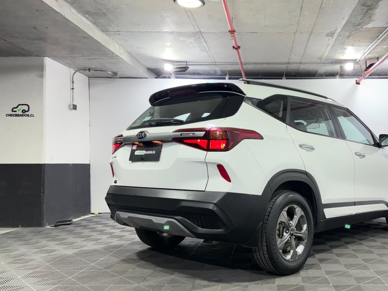 Kia SELTOS 2021 - Imagen 7 de 15