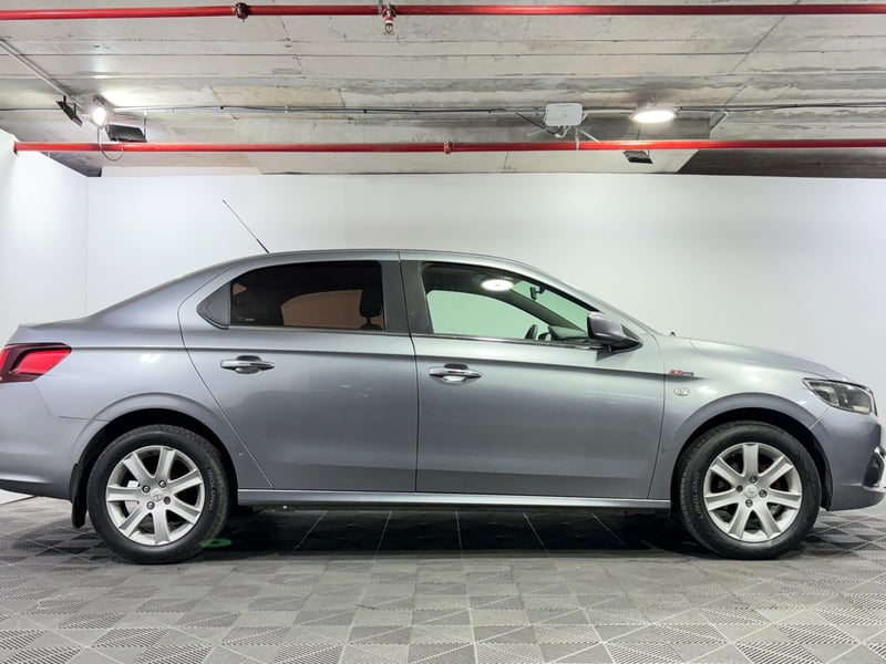 Peugeot 301 2021 - Imagen 6 de 15