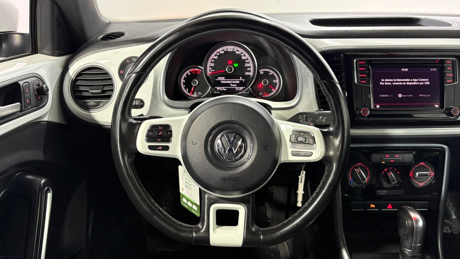 Volkswagen BEETLE 2019 - Imagen 13 de 15