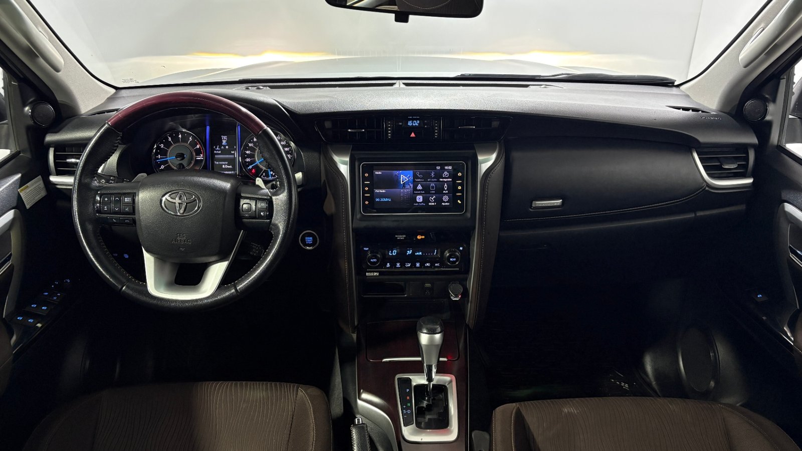Toyota FORTUNER 2019 - Imagen 13 de 15