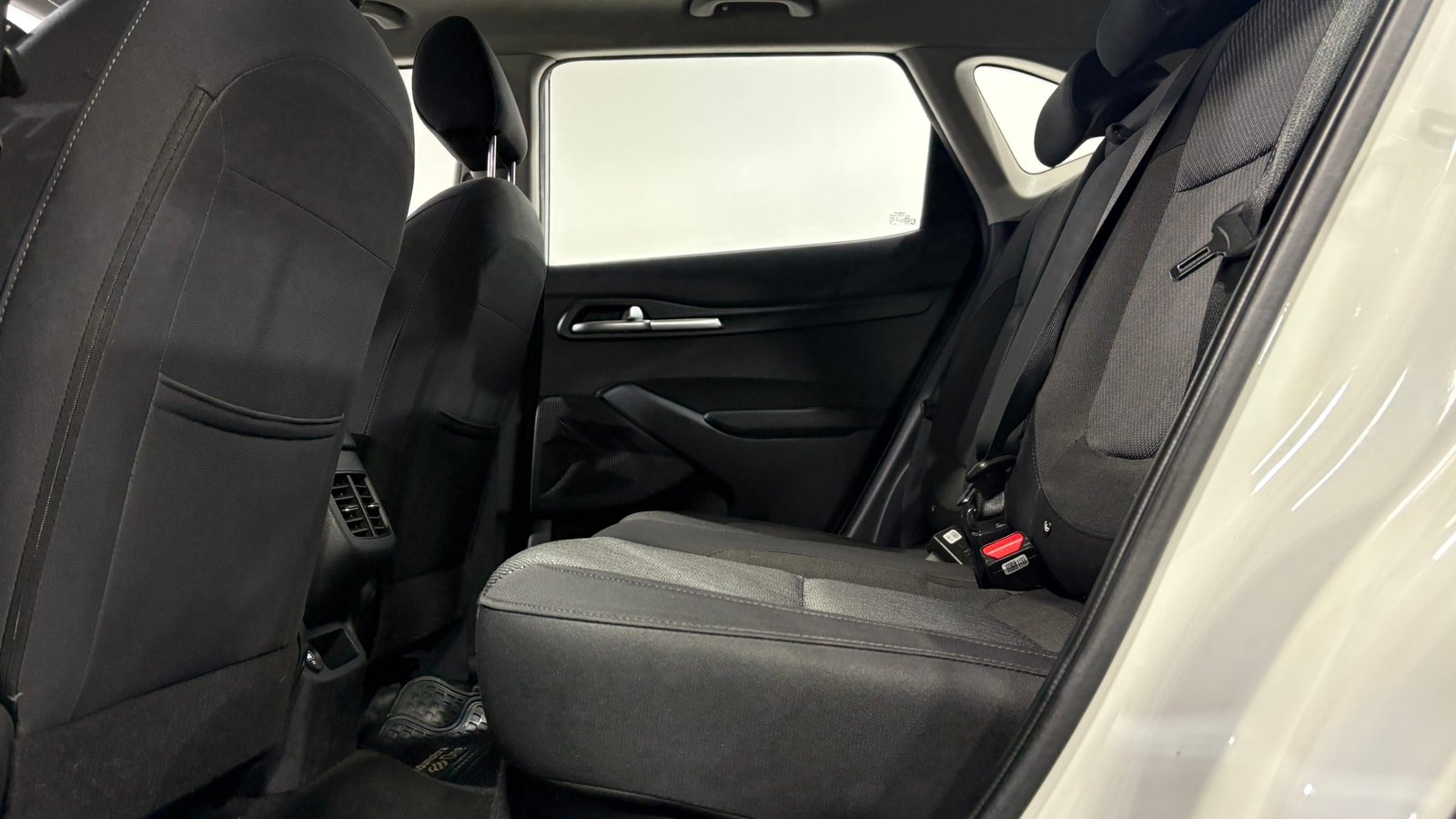 Kia SELTOS 2023 - Imagen 11 de 15