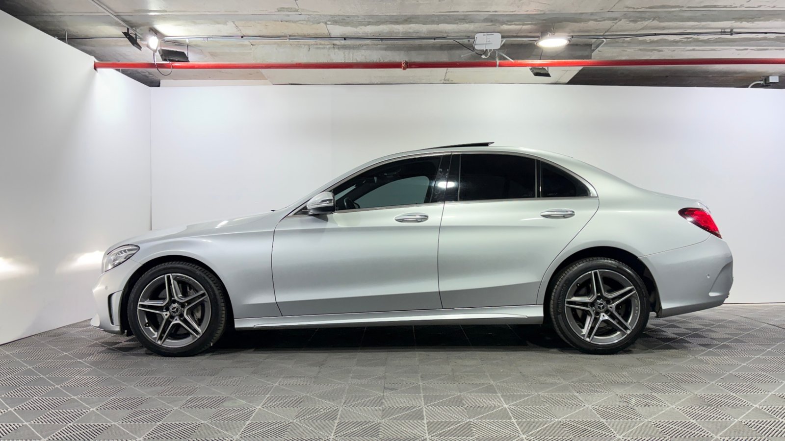 Mercedes-Benz C300 2019 - Imagen 4 de 15