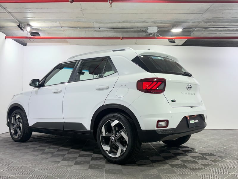 Hyundai VENUE 2023 - Imagen 5 de 15