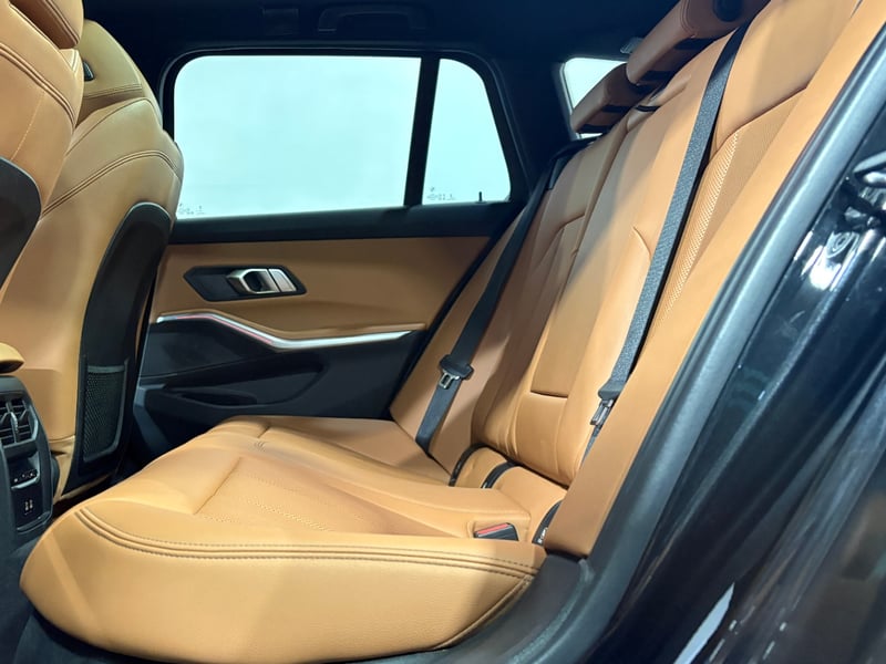 BMW 330I 2024 - Imagen 11 de 15
