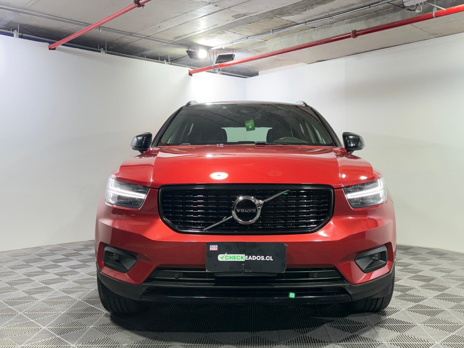 Volvo XC40 2021 - Foto 2 de 15