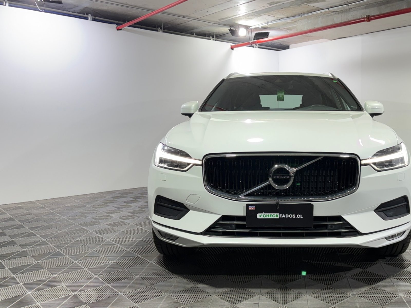 Volvo XC60 2018 - Foto 2 de 15