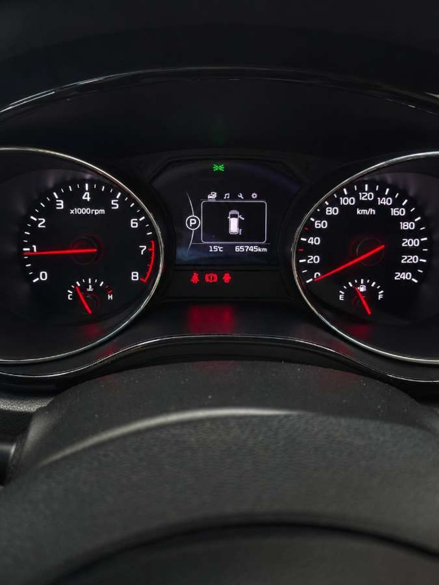Kia Grand Carnival 2018 - Imagen 9 de 19