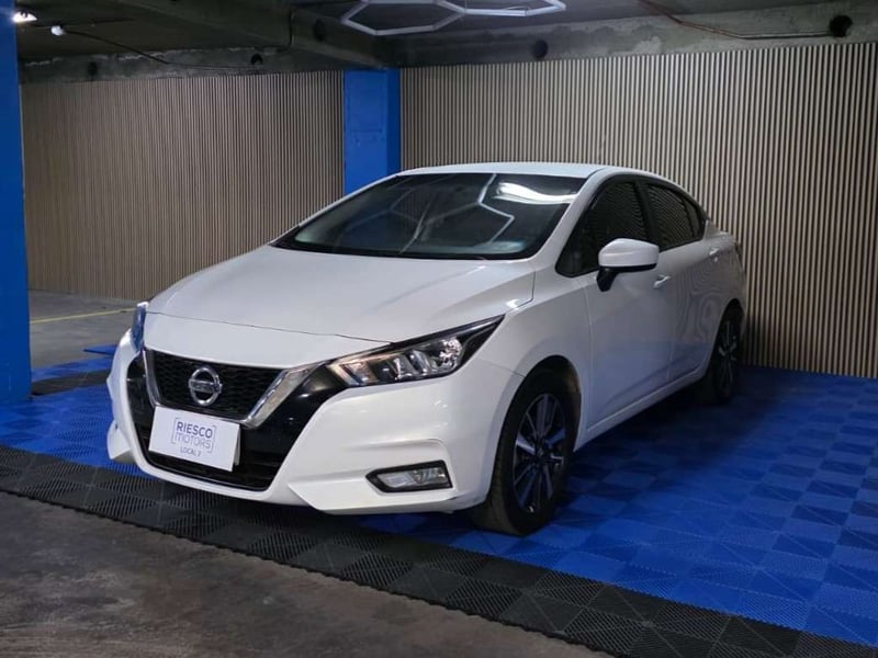 Nissan VERSA 2022