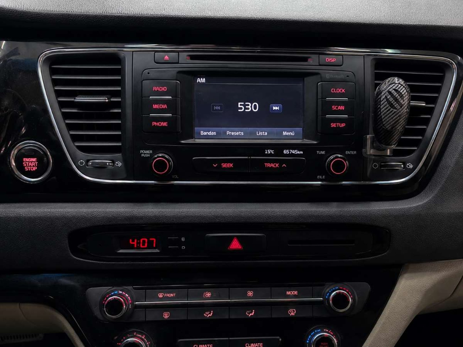Kia Grand Carnival 2018 - Imagen 14 de 19
