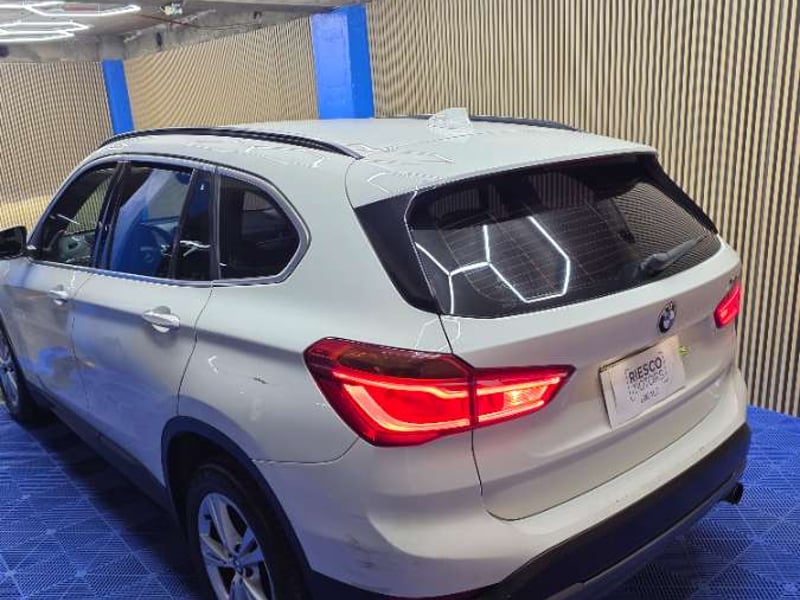 BMW X1 2.0 URBAN MILLENIAL S-DRIVE 20I 4X2 AT 5P 2018 - Imagen 6 de 18