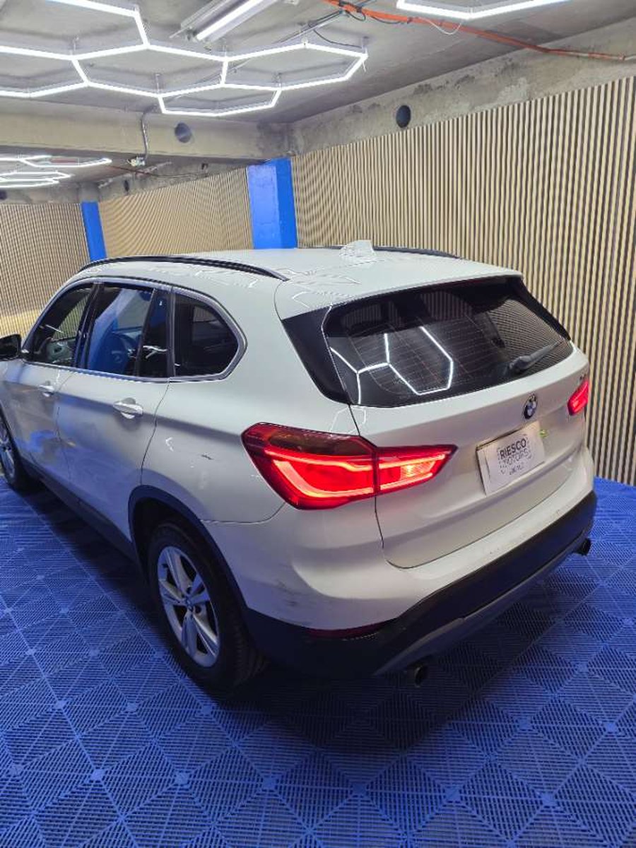 BMW X1 2.0 URBAN MILLENIAL S-DRIVE 20I 4X2 AT 5P 2018 - Imagen 6 de 18