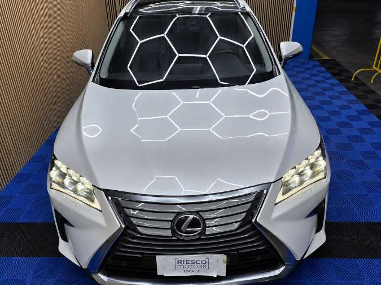 Lexus RX350 2017 - Foto 3 de 16