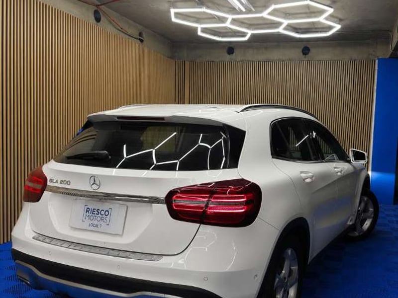 Mercedes-Benz GLA 200 2021 - Imagen 5 de 19