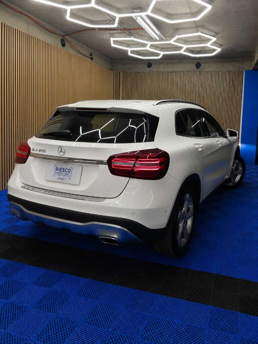 Mercedes-Benz GLA 200 2021 - Imagen 5 de 19