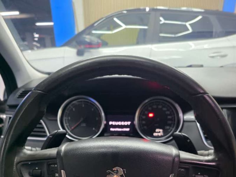 Peugeot 508 Allure 2.0 2017 - Imagen 7 de 17
