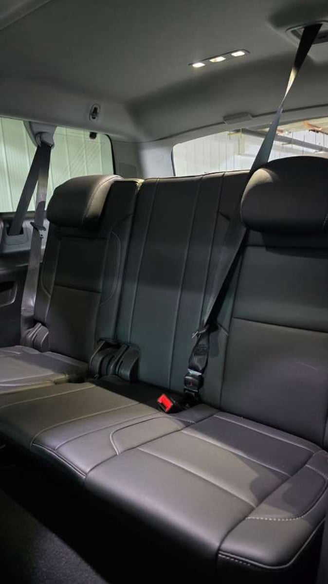 Chevrolet SUBURBAN LT 5.3 V8 4x4 2020 - Imagen 11 de 19