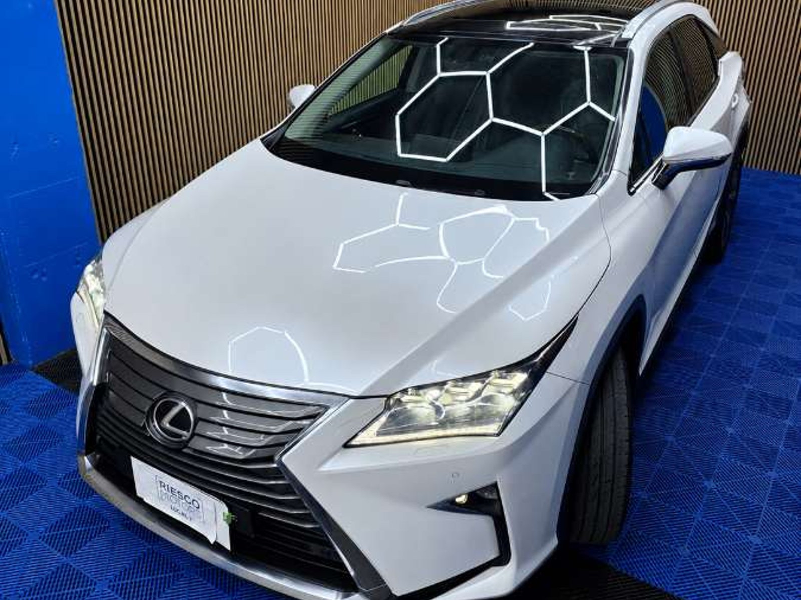 Lexus RX350 2017 - Foto 2 de 16
