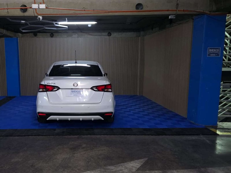 Nissan VERSA 2022 - Imagen 6 de 14