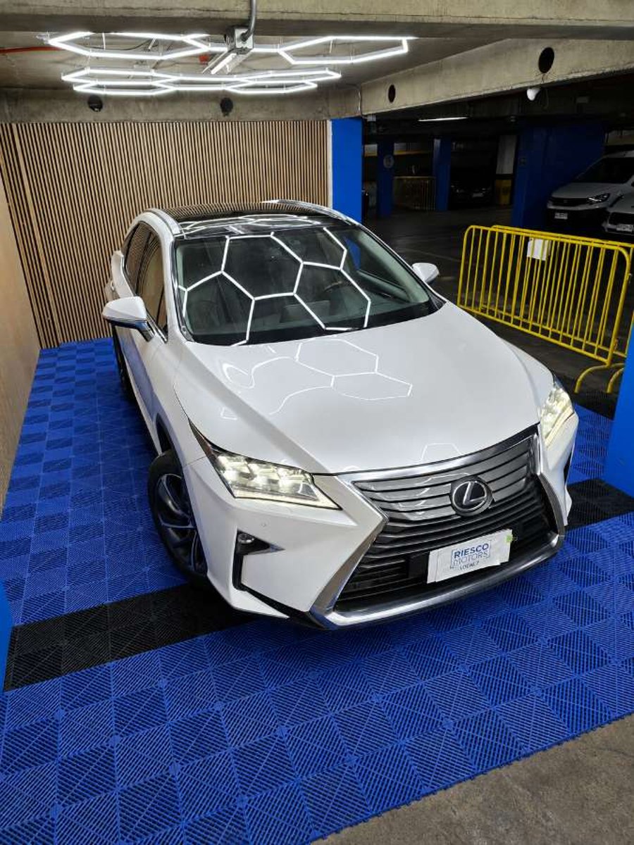 Lexus RX350 2017 - Imagen 4 de 16