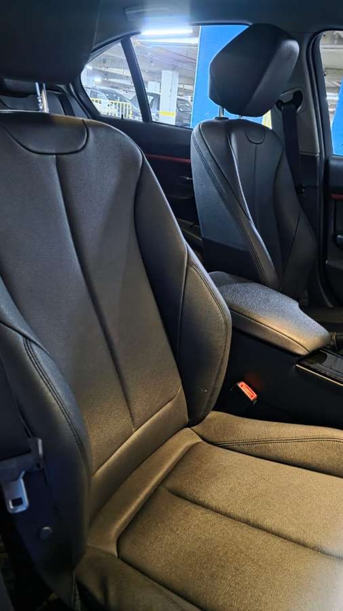 BMW 320I 2017 - Imagen 8 de 13