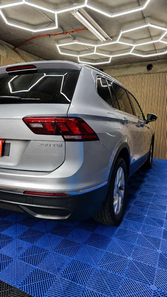 Volkswagen TIGUAN Comfortline 1.4 TSI 2023 - Imagen 5 de 13