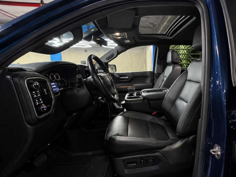 Chevrolet SILVERADO 2022 - Imagen 11 de 13