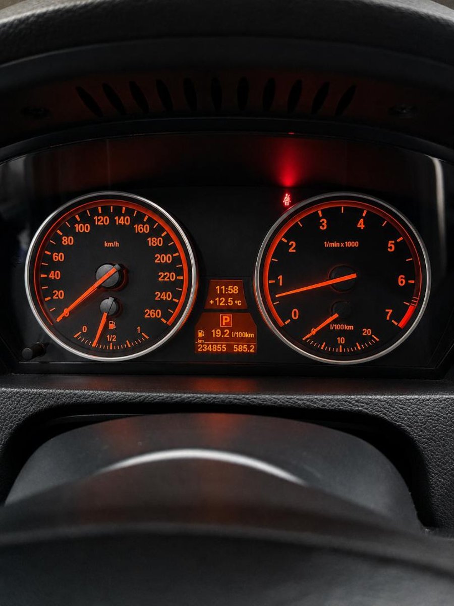 BMW X5 2008 - Imagen 9 de 13