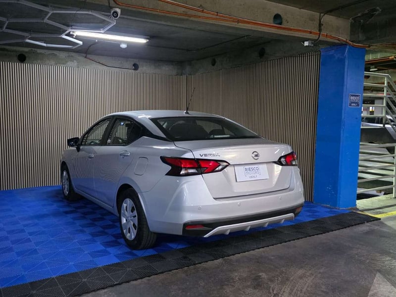 Nissan VERSA 2022 - Imagen 7 de 13