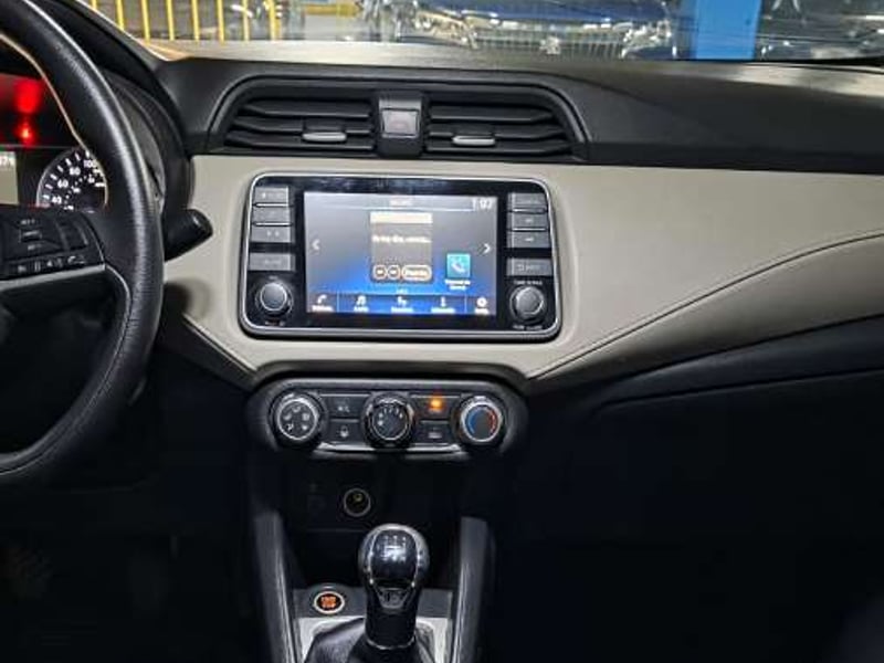Nissan VERSA 2022 - Imagen 10 de 14